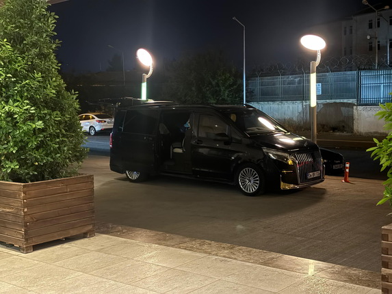 Geniş İç Mekanlı Araç